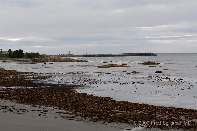 20090831_082014 D3.jpg - North shore St Lawrence River near Baie Trinite